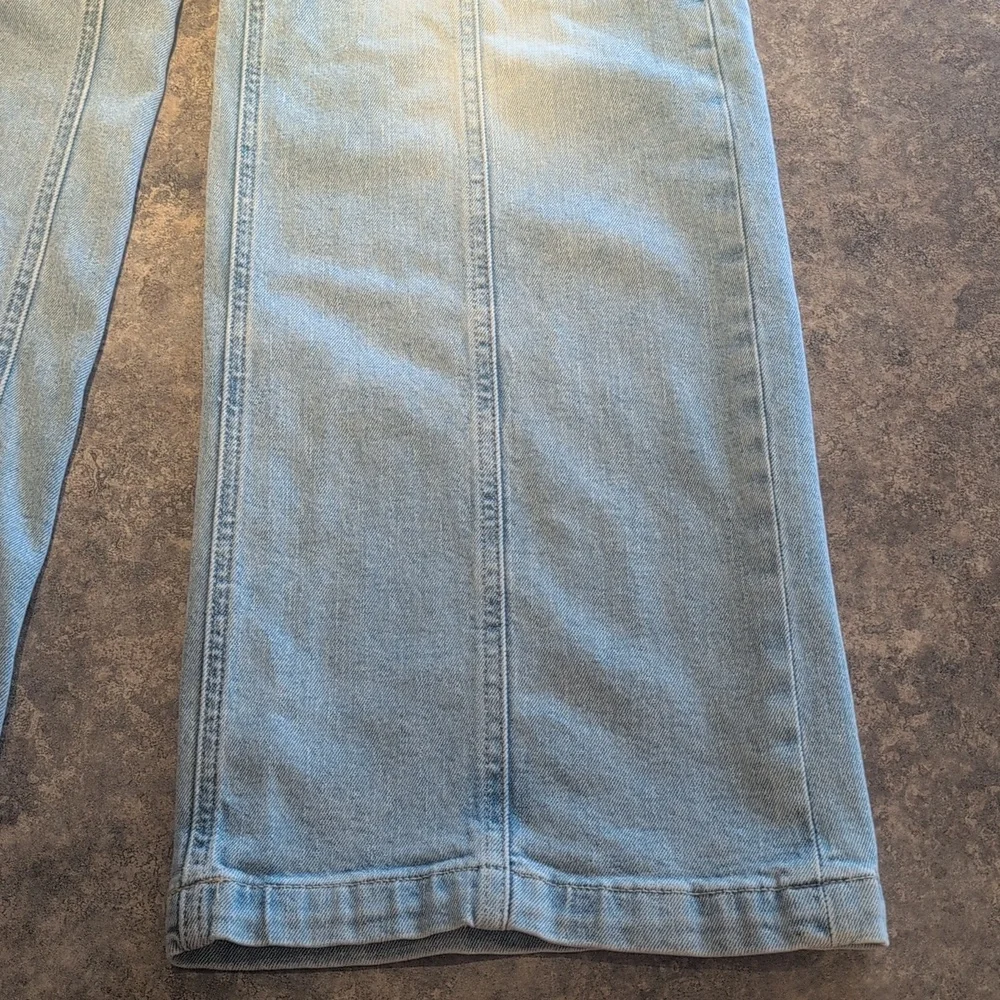 Gap High Rise Stride Wide Leg Jeans - Picture 5 of 5